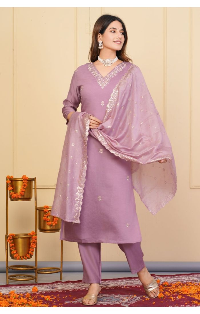 Lavender Embroidered Chanderi Kurta Set with Dupatta for Weddings & Festive Wear in UK, USA, Canada, and Europe.