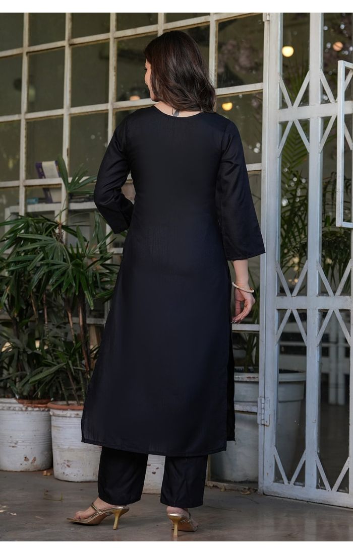 Black embroidered kurta pant set with scalloped dupatta, festive ethnic wear for weddings and parties.