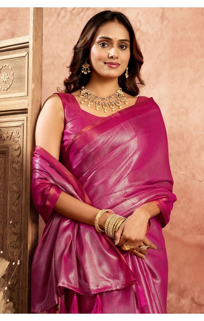 Close-up of the fabric’s shimmer and texture