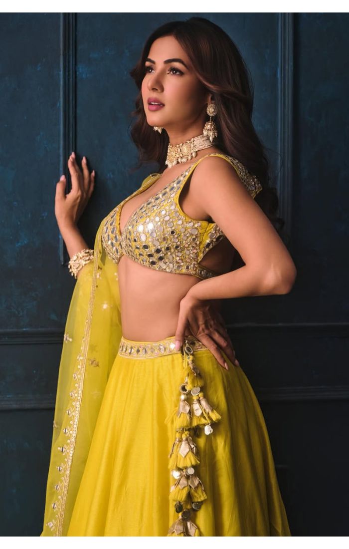 Yellow georgette mirror work party wear lehenga choli with deep V neckline, mirror embroidered blouse and dupatta – Appelle Fashion