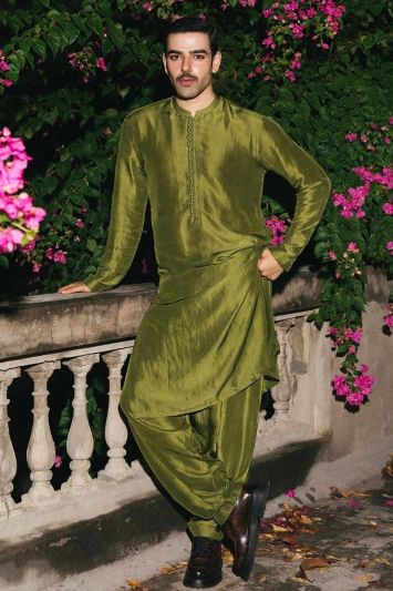 Green Color Silk Fabric Stylish Pathani Suit For Eid Party